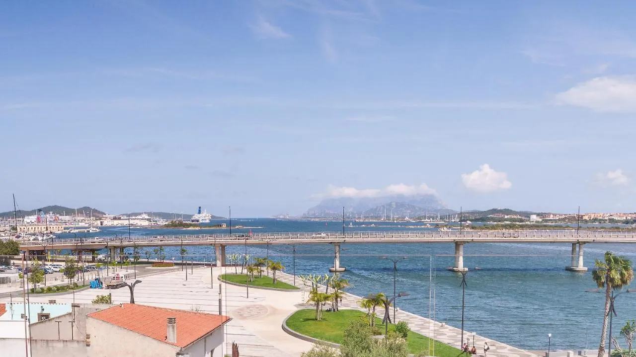 Welcomely - Affittacamere Seamphony Rooms Olbia Italy